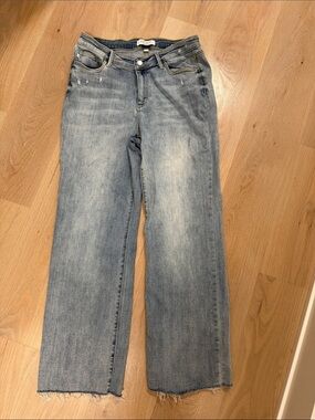 Judy Blue Light Blue Wide-Leg Jeans with Frayed Hem